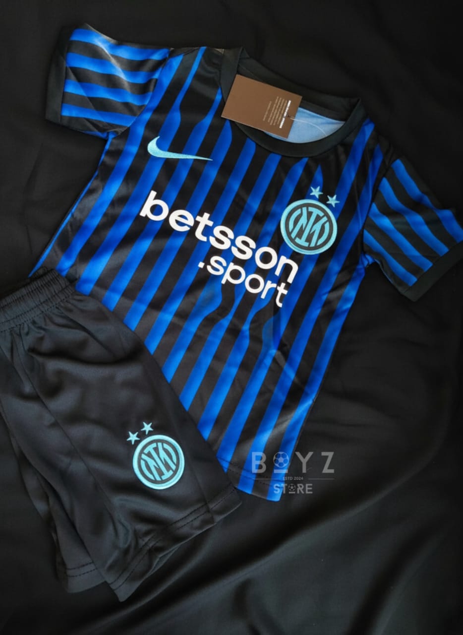 طقم انتر ميلان